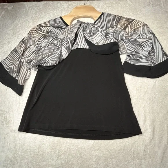 Chico Women's Small ( 1 ) Black & White Sheer Blouse Sleeve Under Black Tank - Picture 5 of 9